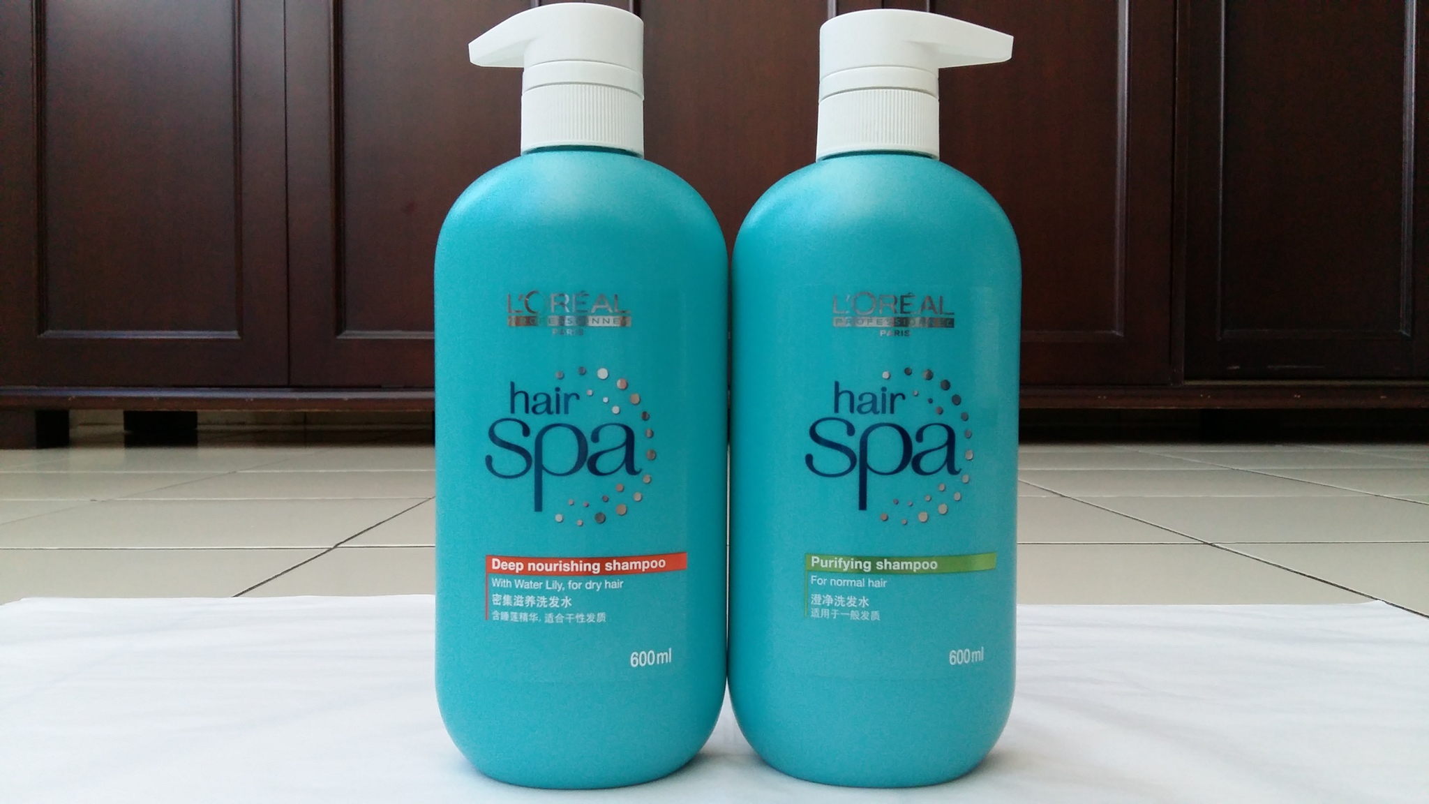 Salon backwards shampoo