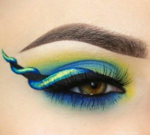 Yay or Nay Eyeliner Bentuk Tanduk Unicorn Yang Nge-Hits